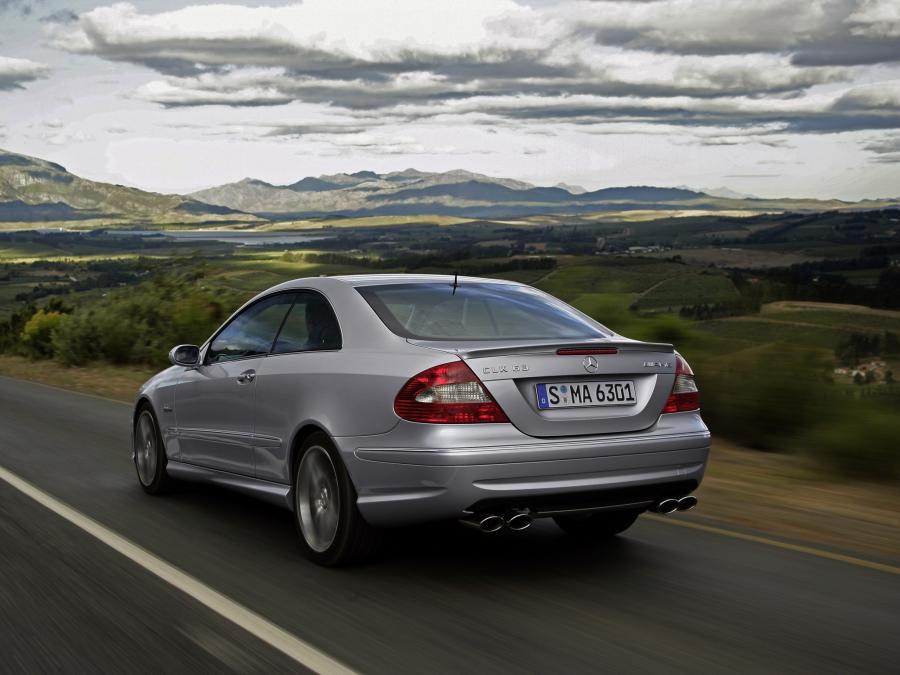  Mercedes-Benz CLK63 AMG 2006 года  (WW) (фото 11 из 19)